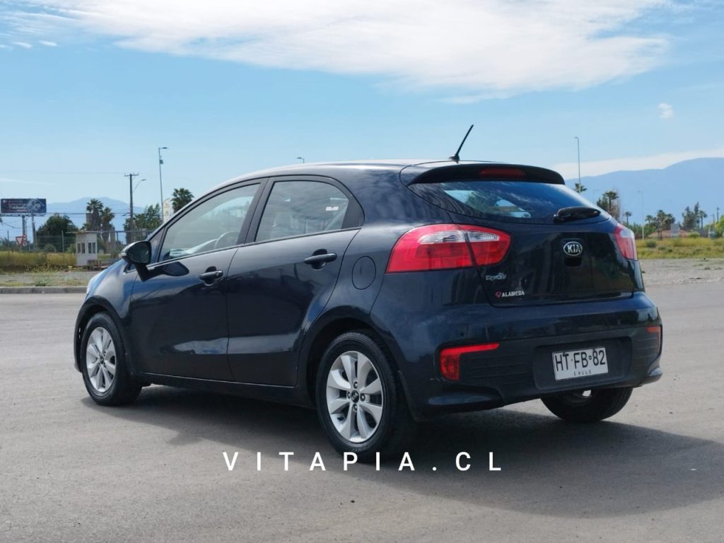 KIA RIO 5 EX 1.4CC MT 2016