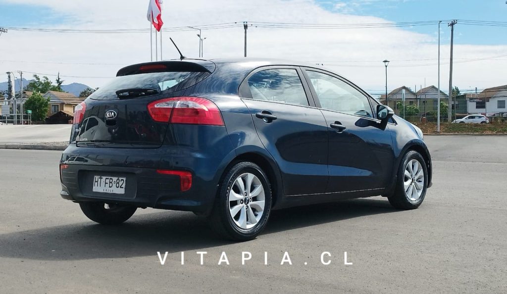 KIA RIO 5 EX 1.4CC MT 2016