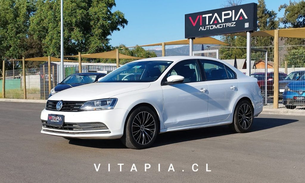 VOLKSWAGEN BORA 1.4 TSI MT 2015