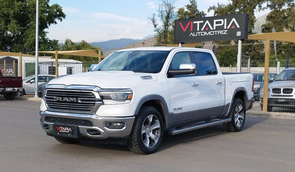 RAM NEW 1500 LARAMIE 4X4 5.7V8 HEMI AUT 2020