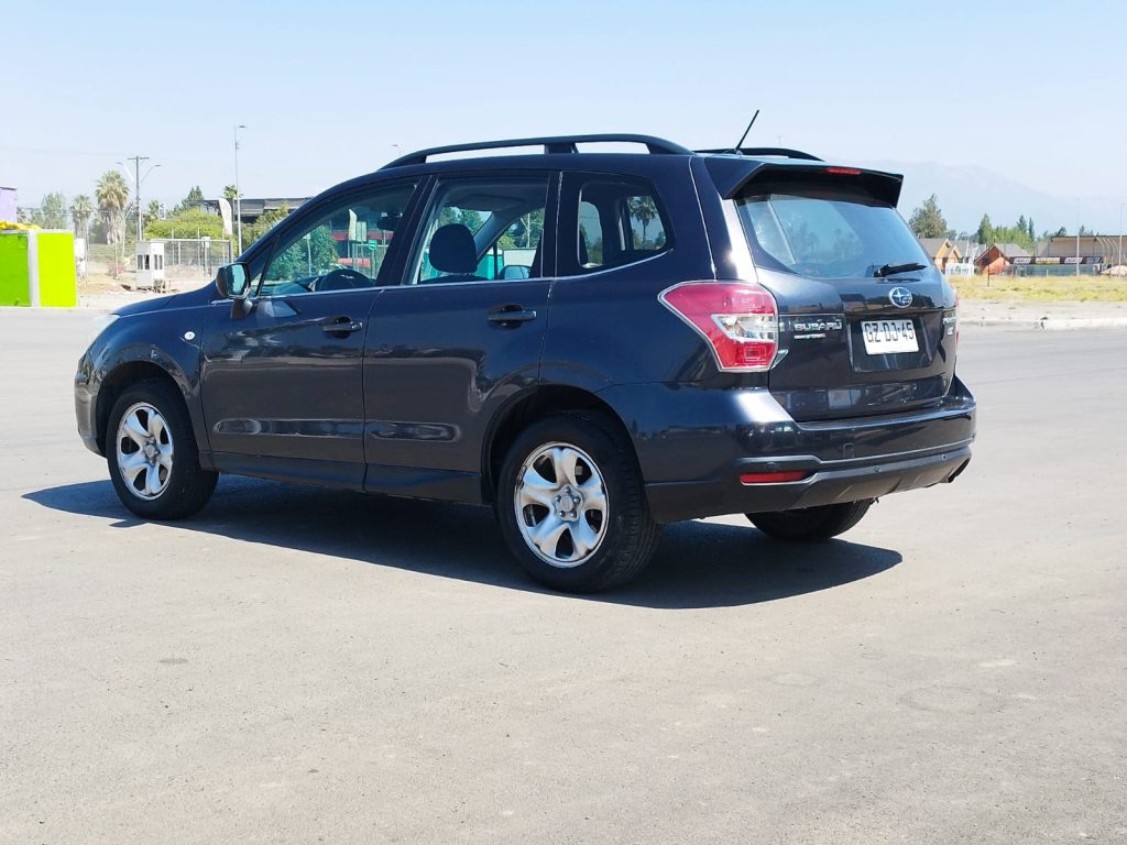 SUBARU FORESTER AWD 2.0CC MT 2015