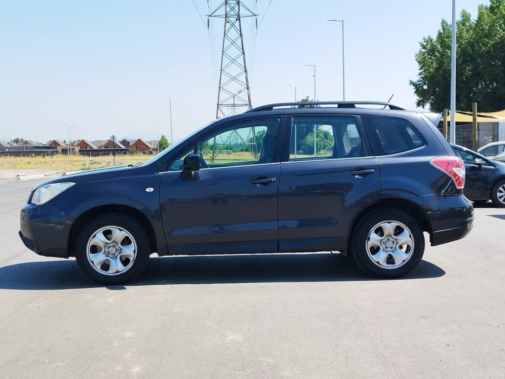 SUBARU FORESTER AWD 2.0CC MT 2015