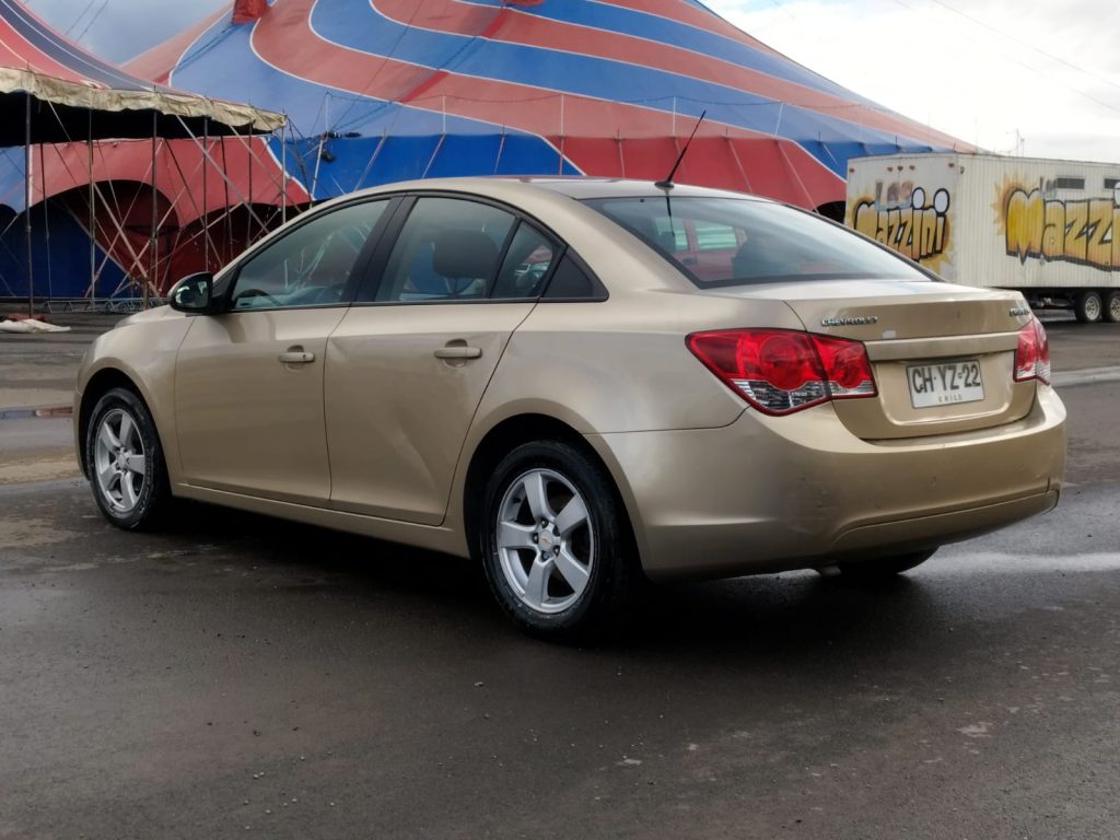 CHEVROLET CRUZE LS AUTOMÁTICO - 2010