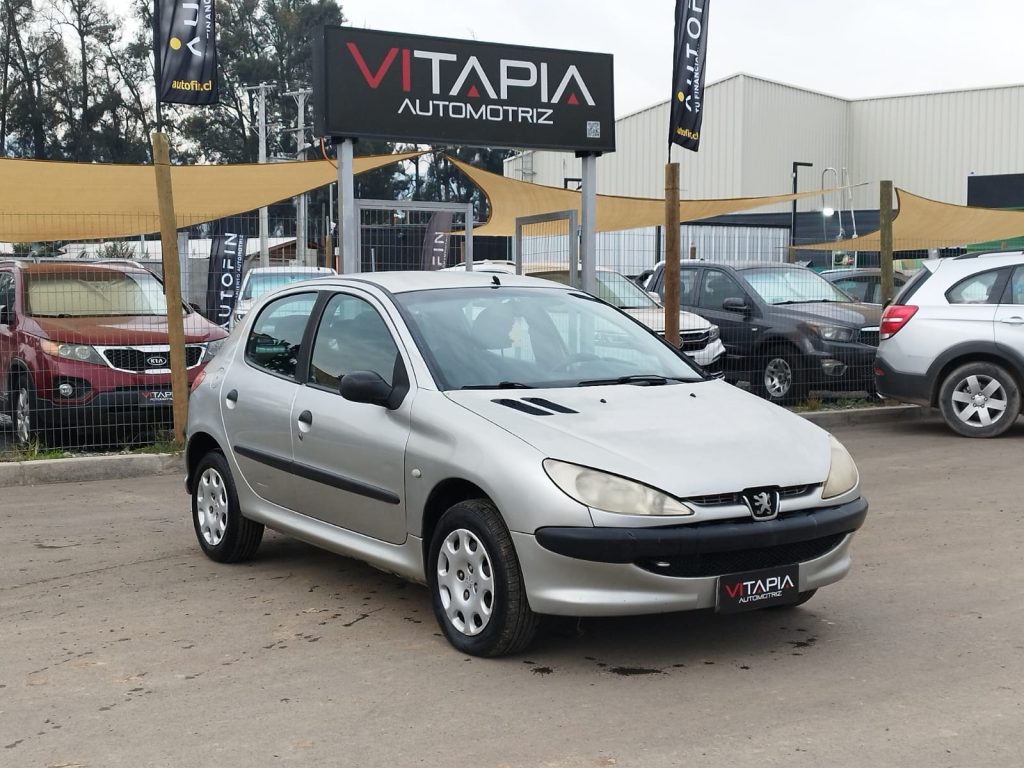 PEUGEOT 206 XR MT 1.4CC DIESEL - 2004