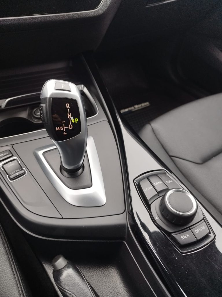 BMW 118i 1.5CC AUT - 2019