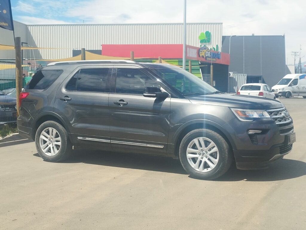 FORD EXPLORER XLT 3.5V6 AUT 4X2 - 2018