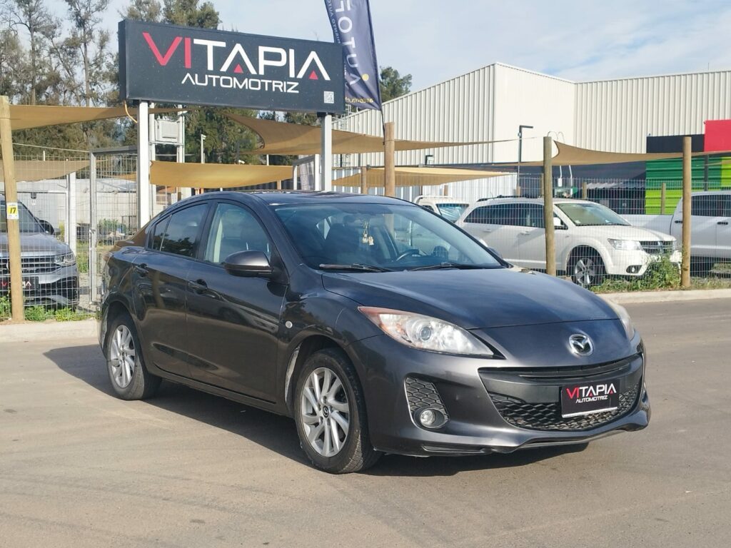 MAZDA 3 V 1.6CC MT - 2013