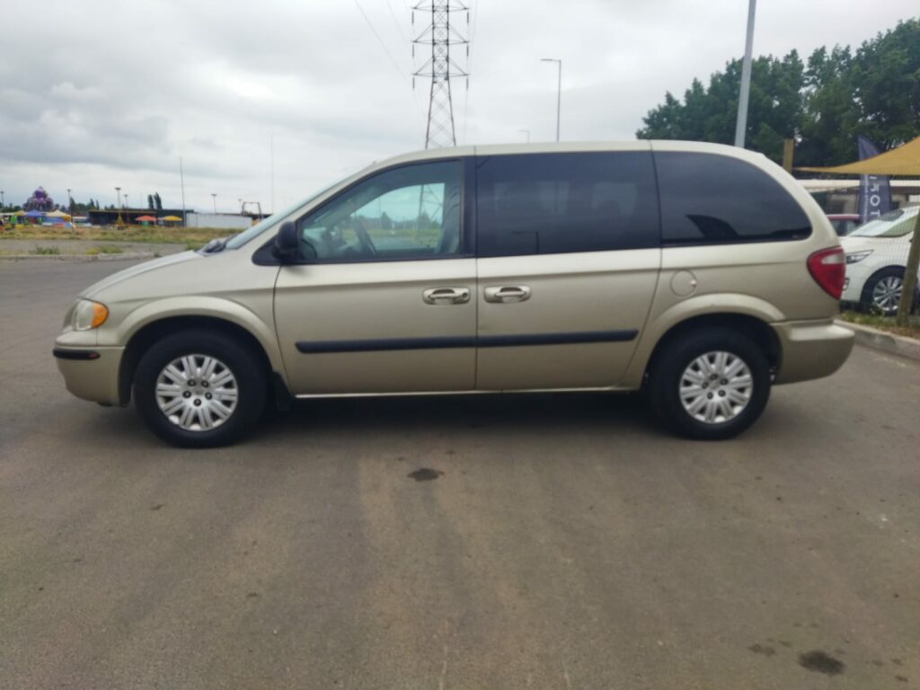 CHRYSLER CARAVAN VOYAGER 3.3V6 AUT - 2005