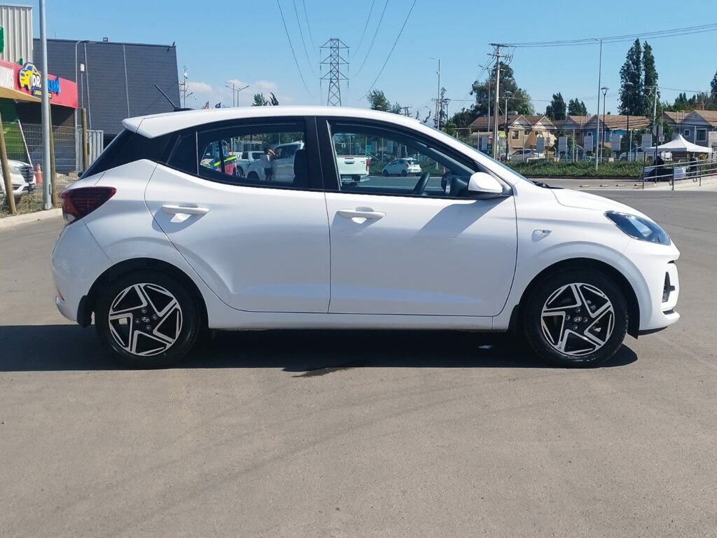 HYUNDAI GRAND i10 HB 1.2CC AT - 2024