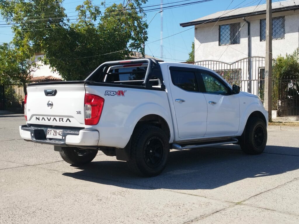 NISSAN NAVARA 2.3 DIESEL MT 4X2 - 2022