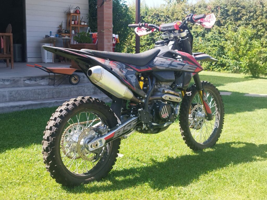 BOSUER BSE X6 250 ENDURO - 2025