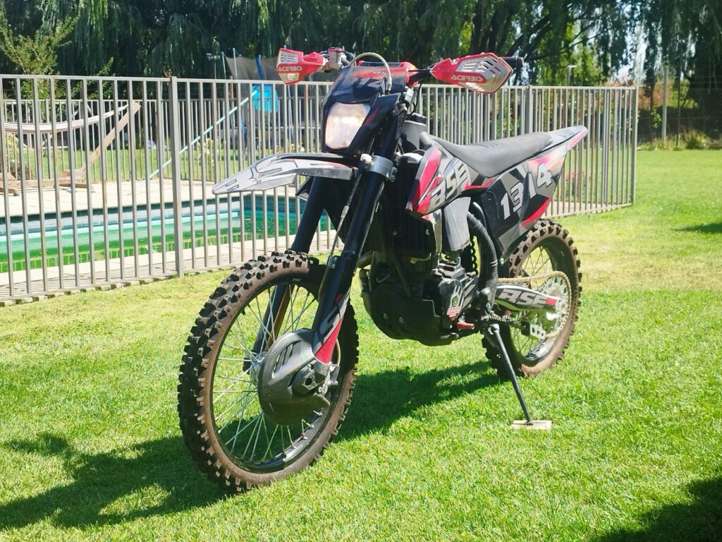 BOSUER BSE X6 250 ENDURO - 2025