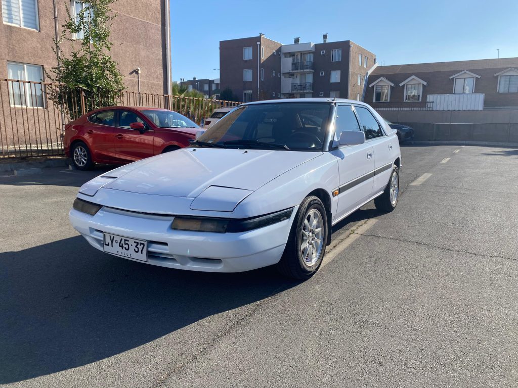 MAZDA 323F ASTINA MT - 1995