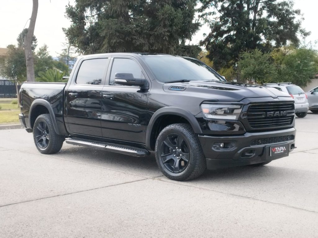 RAM 1500 BIGHORN eTORQUE 4X4 AUT - 2021