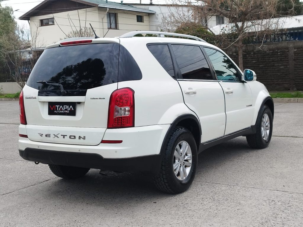 SSANGYONG REXTON W 2.0CC DIESEL AUT - 2015