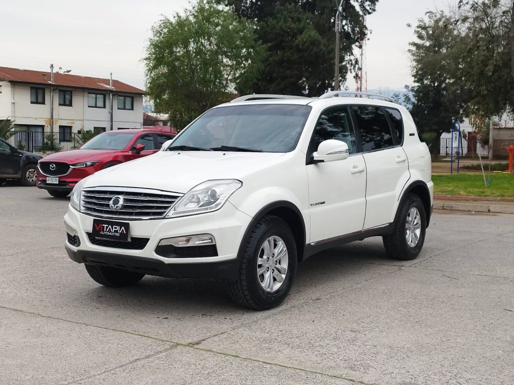 SSANGYONG REXTON W 2.0CC DIESEL AUT - 2015