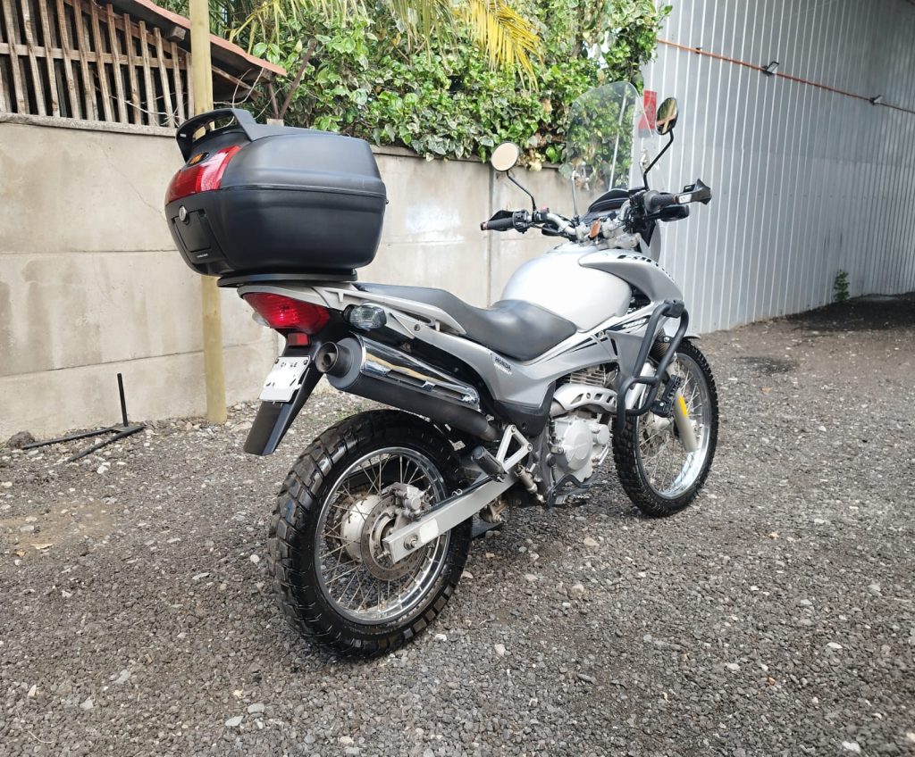 HONDA NX 400 FALCON - 2015