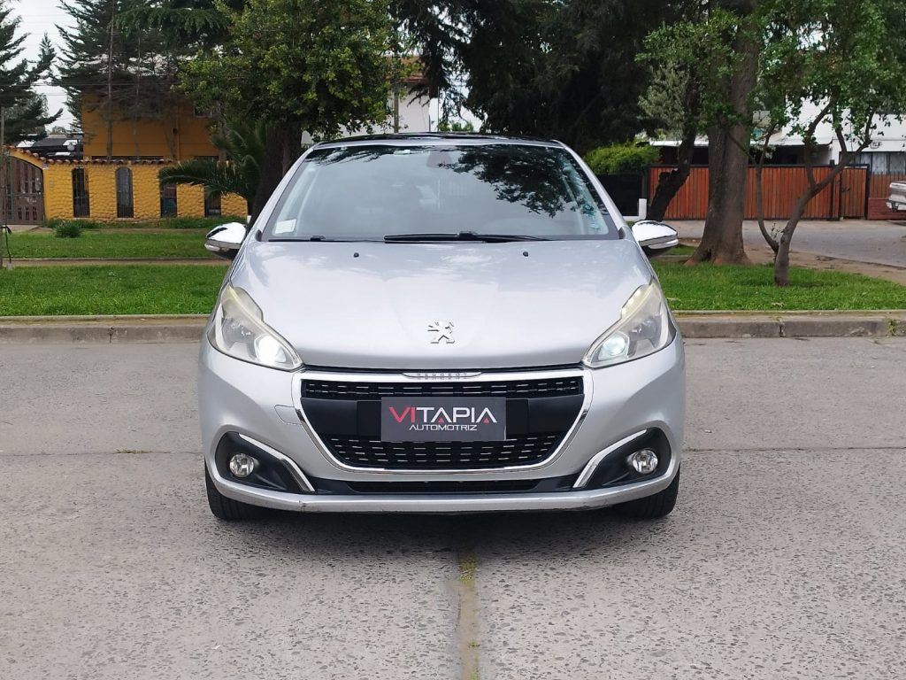 PEUGEOT 208 1.6HDI ALLURE MT - 2016