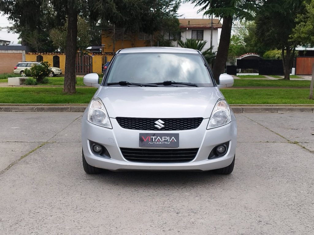 SUZUKI SWIFT GL 1.4CC AUTOMÁTICO - 2013