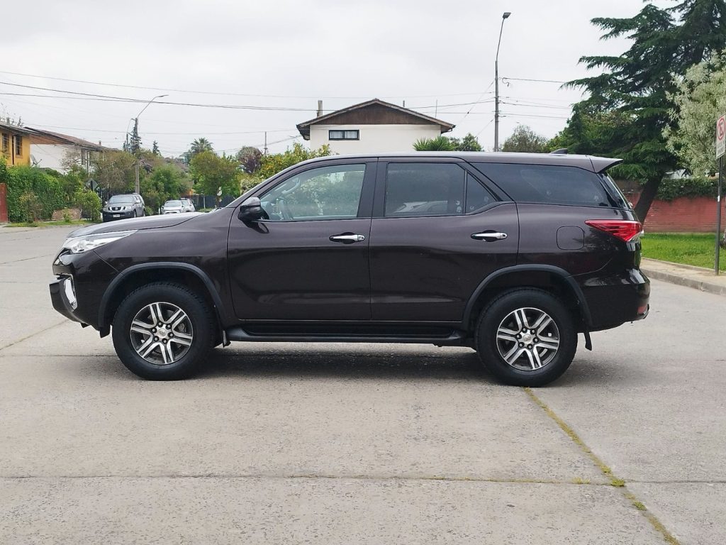 TOYOTA FORTUNER SR5 2.7CC - 2019