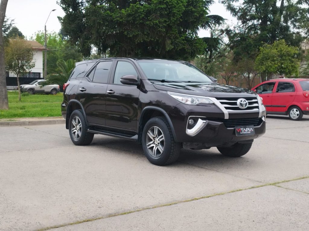 TOYOTA FORTUNER SR5 2.7CC - 2019